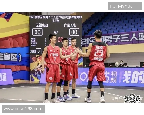 武汉篮球队以97分领跑全国锦标赛积分榜展现强劲实力 武汉篮球队以97分领跑全国锦标赛积分榜展现强劲实力