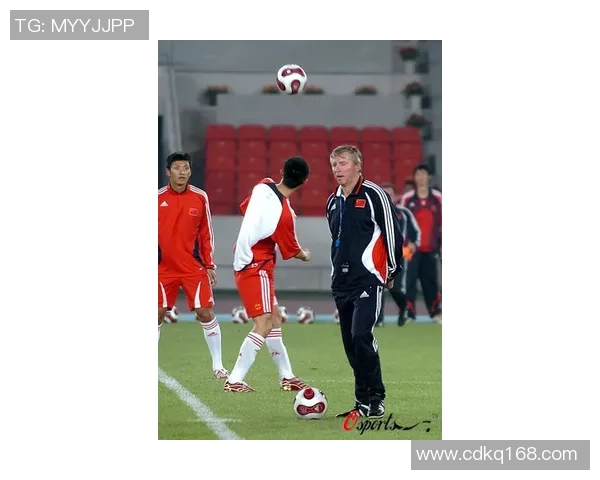 潮流足球明星盲盒新玩法揭晓让你与偶像近距离接触的惊喜体验